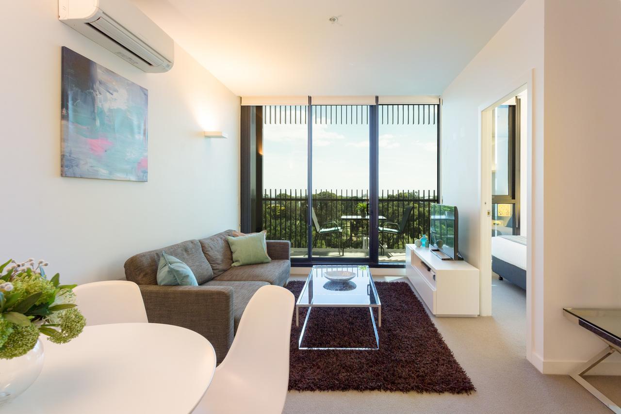 Wyndel Apartments - St Kilda Views Melbourne Exterior photo