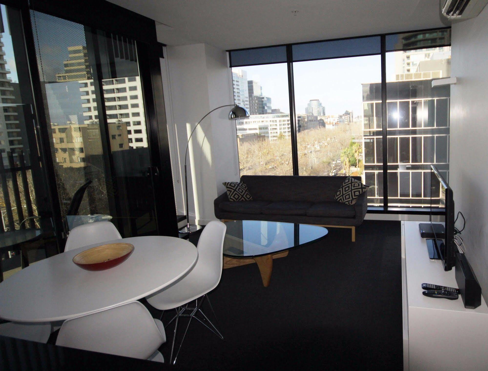 Wyndel Apartments - St Kilda Views Melbourne Exterior photo
